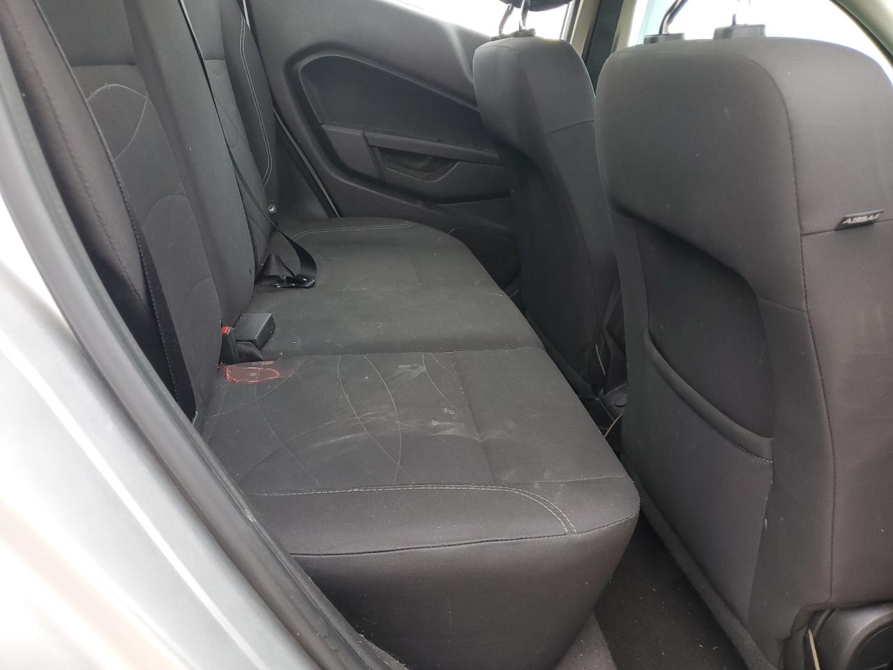 2019 Ford Fiesta Se VIN: 3FADP4BJ3KM120584 Lot: 85566695