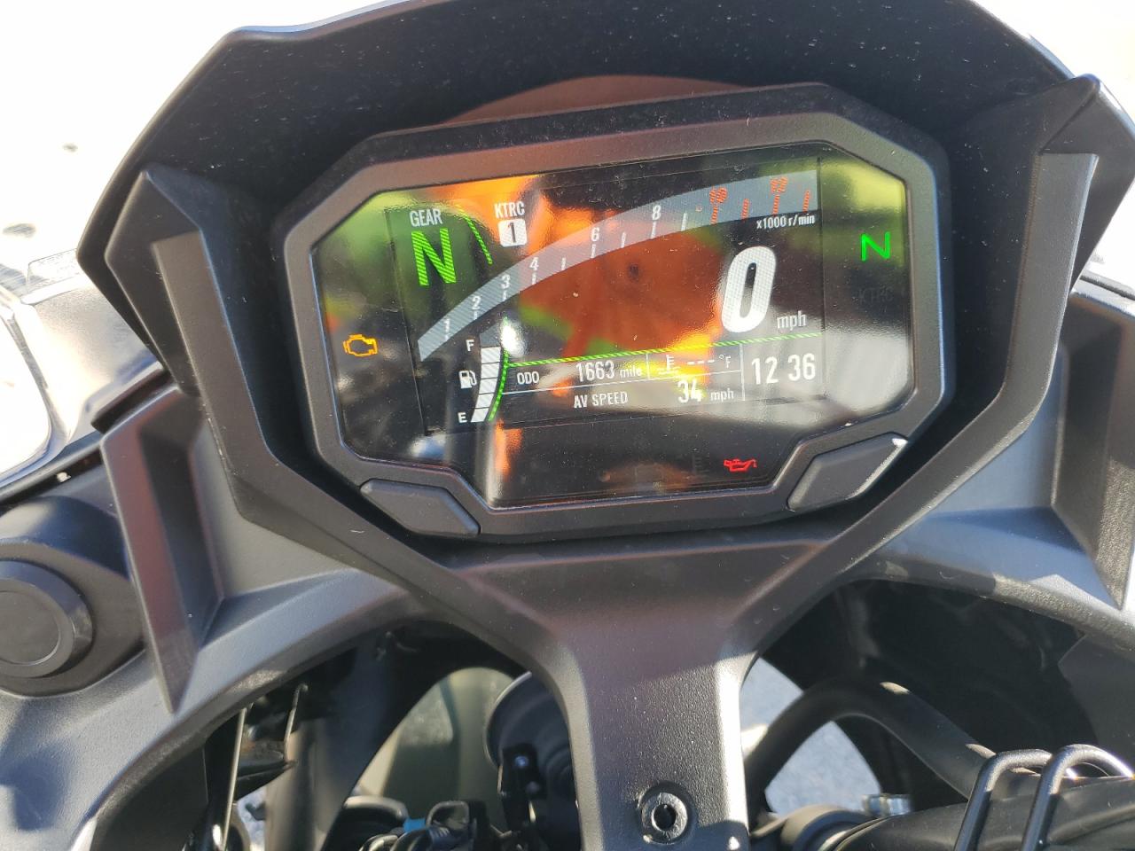 2024 Kawasaki Ex650 R VIN: ML5EXER15RDAD5917 Lot: 87200575