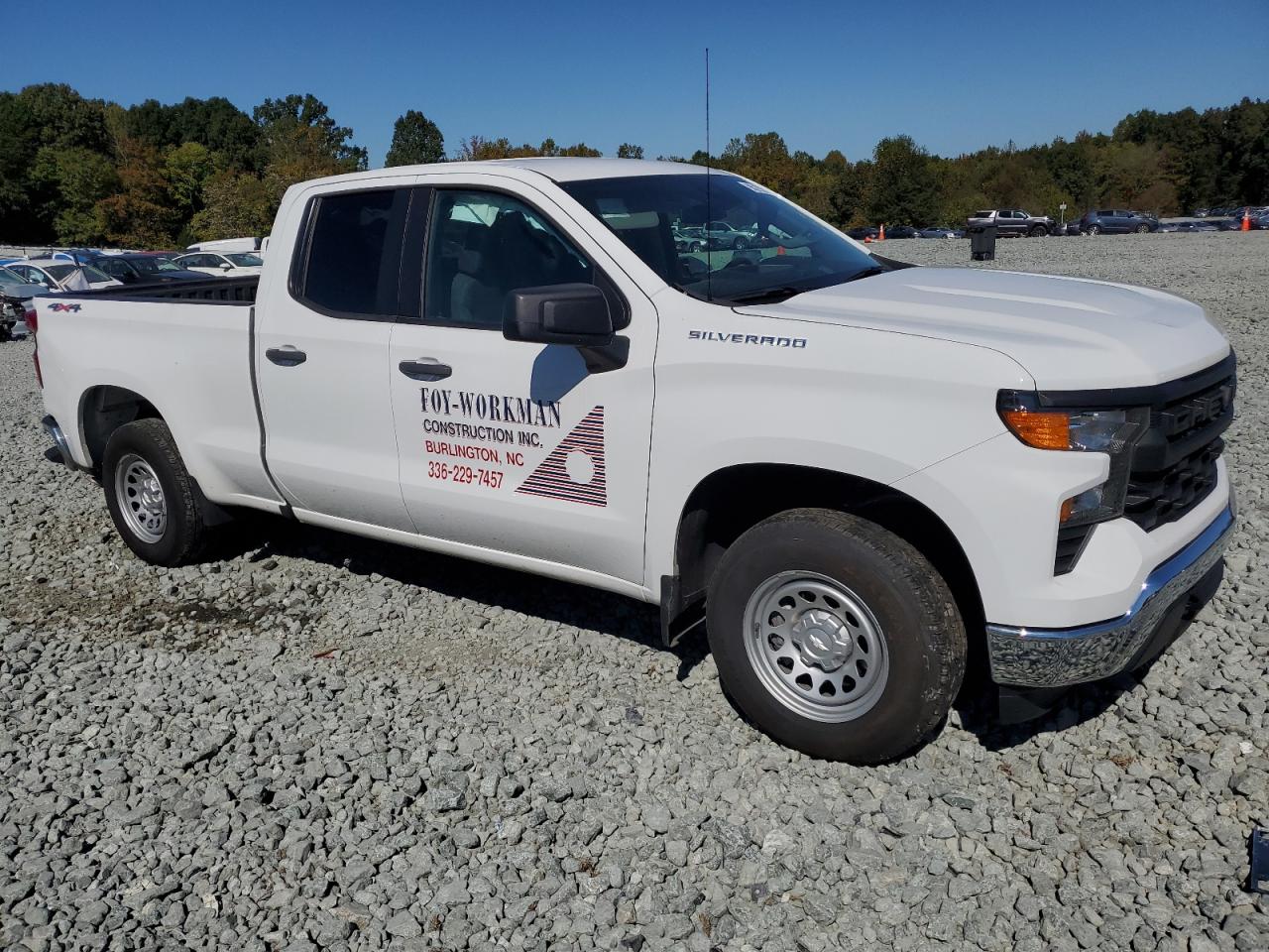 2023 Chevrolet Silverado K1500 VIN: 1GCRDAEDXPZ328013 Lot: 86219205
