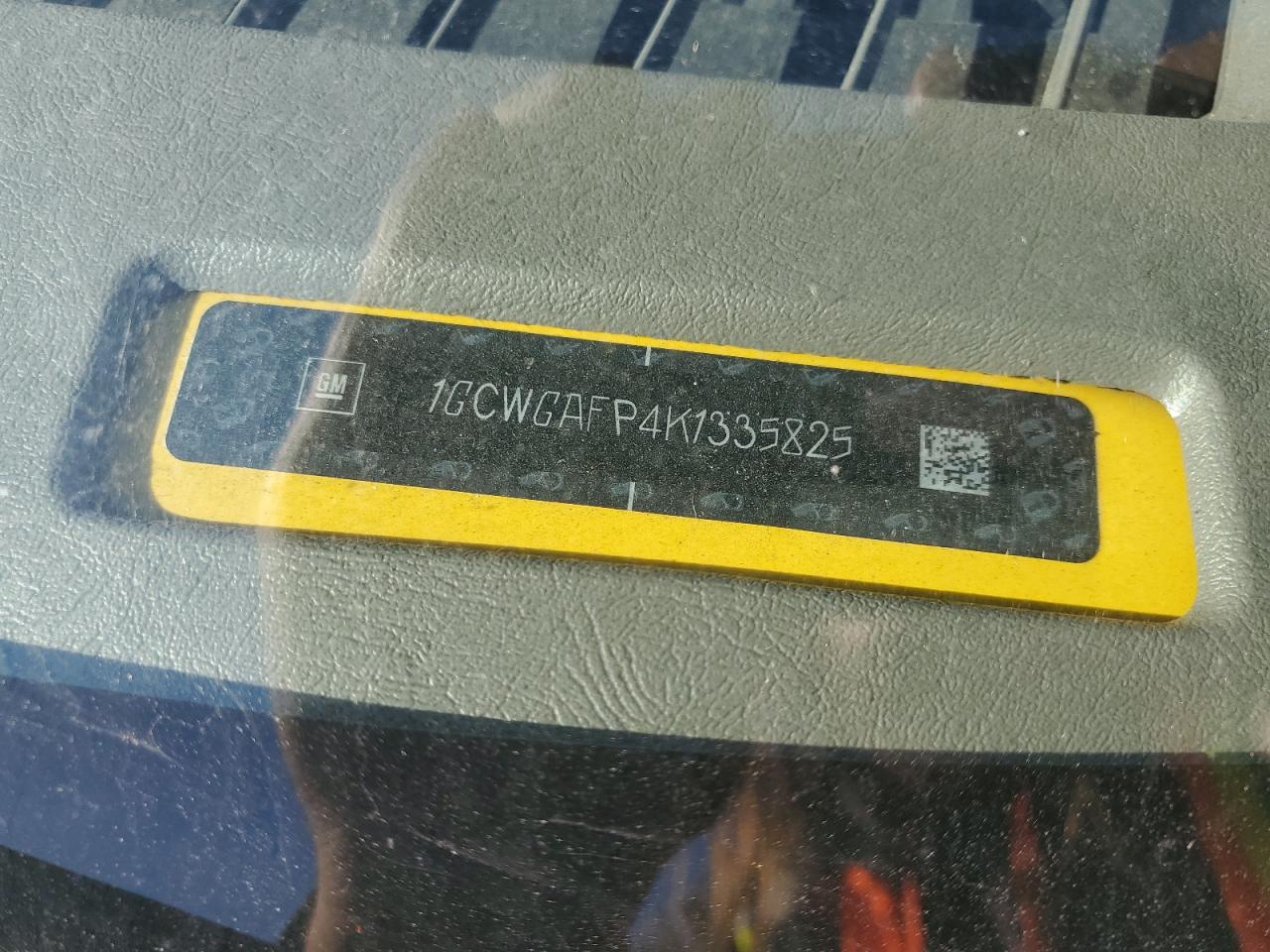 2019 Chevrolet Express G2500 VIN: 1GCWGAFP4K1335825 Lot: 86083395