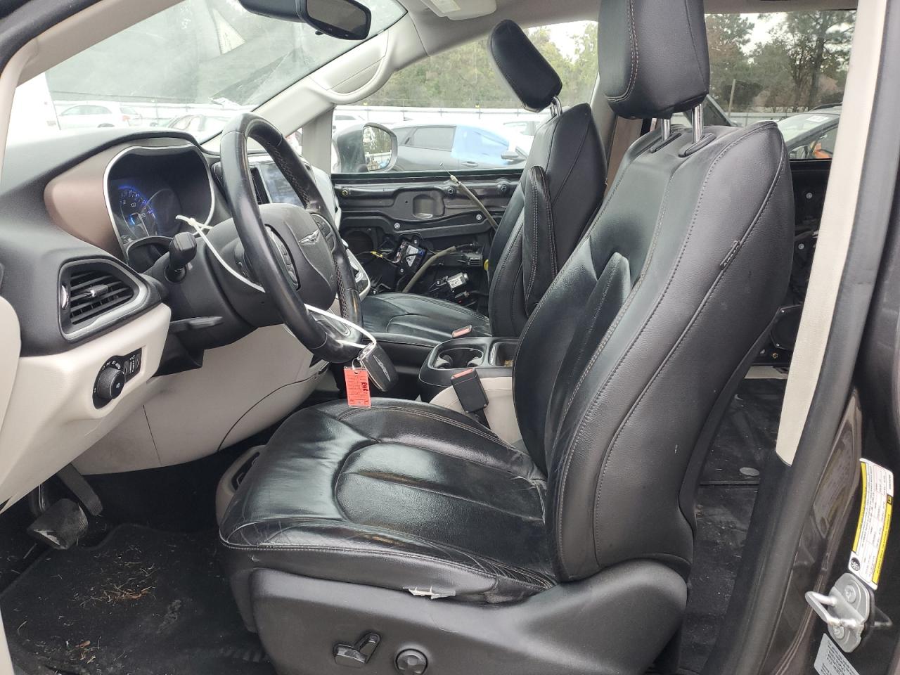 2017 Chrysler Pacifica Touring L VIN: 2C4RC1BG3HR559266 Lot: 89901365