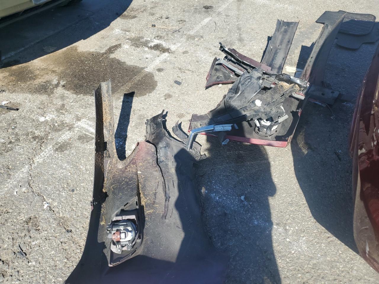 2016 Subaru Legacy 2.5I Limited VIN: 4S3BNBL63G3004686 Lot: 84868555