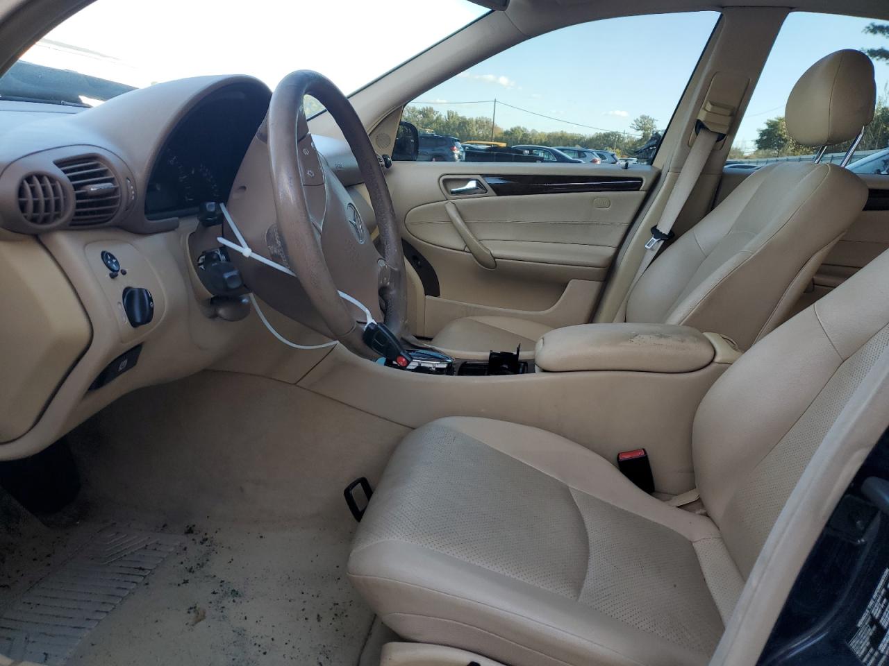 2003 Mercedes-Benz C 240 VIN: WDBRF61JX3A482957 Lot: 81868915