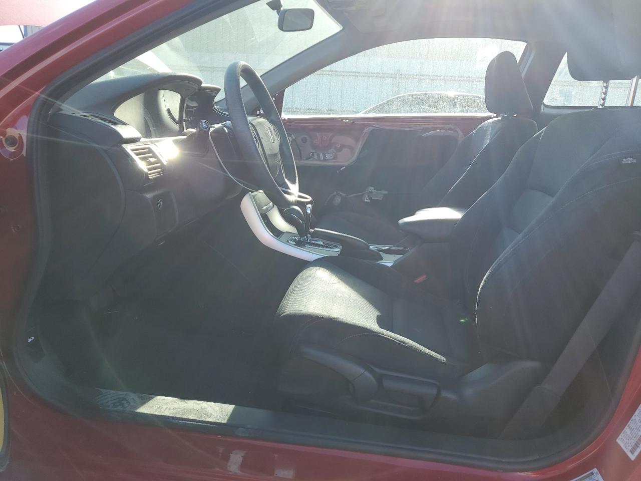 2015 Honda Accord Ex VIN: 1HGCT1B75FA008992 Lot: 85939835