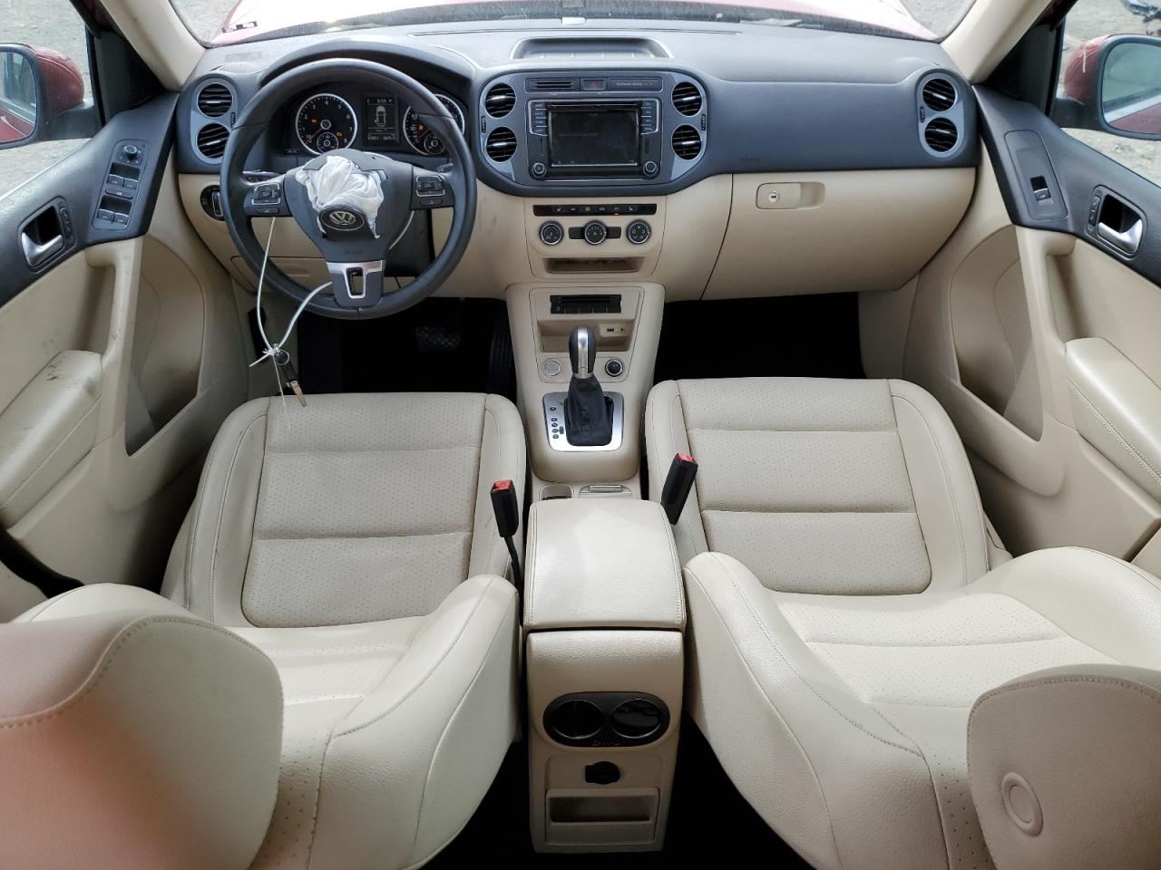 2016 Volkswagen Tiguan S VIN: WVGAV7AX6GW074472 Lot: 82182265