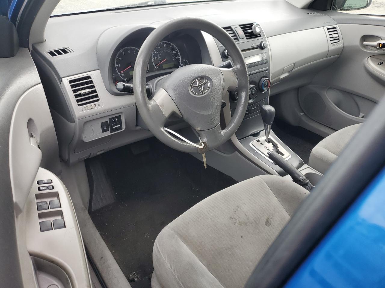 2010 Toyota Corolla Base VIN: 1NXBU4EE1AZ183469 Lot: 81986925