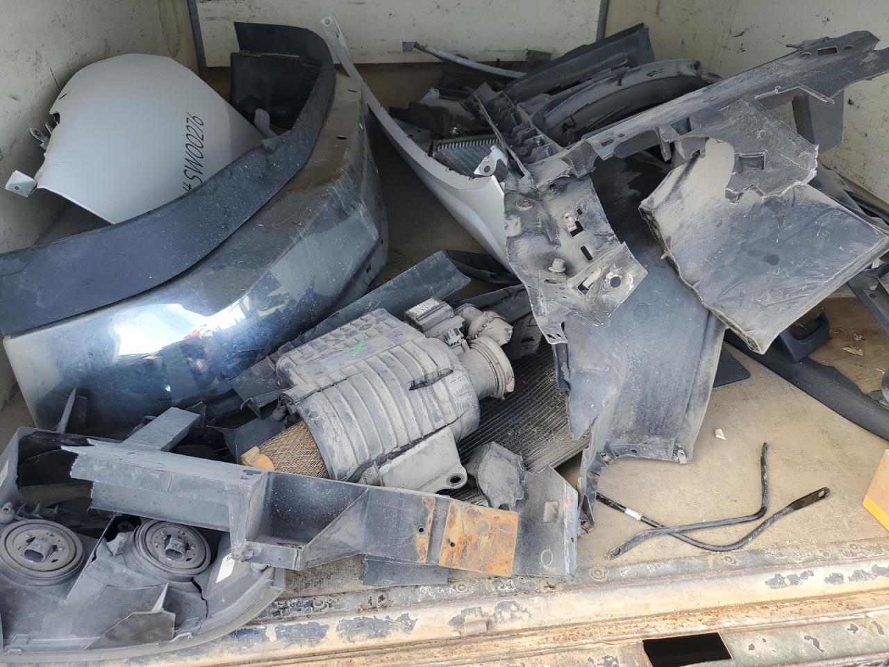 2018 Chevrolet Express G3500 VIN: 1GB0GRFG0J1264761 Lot: 82248195