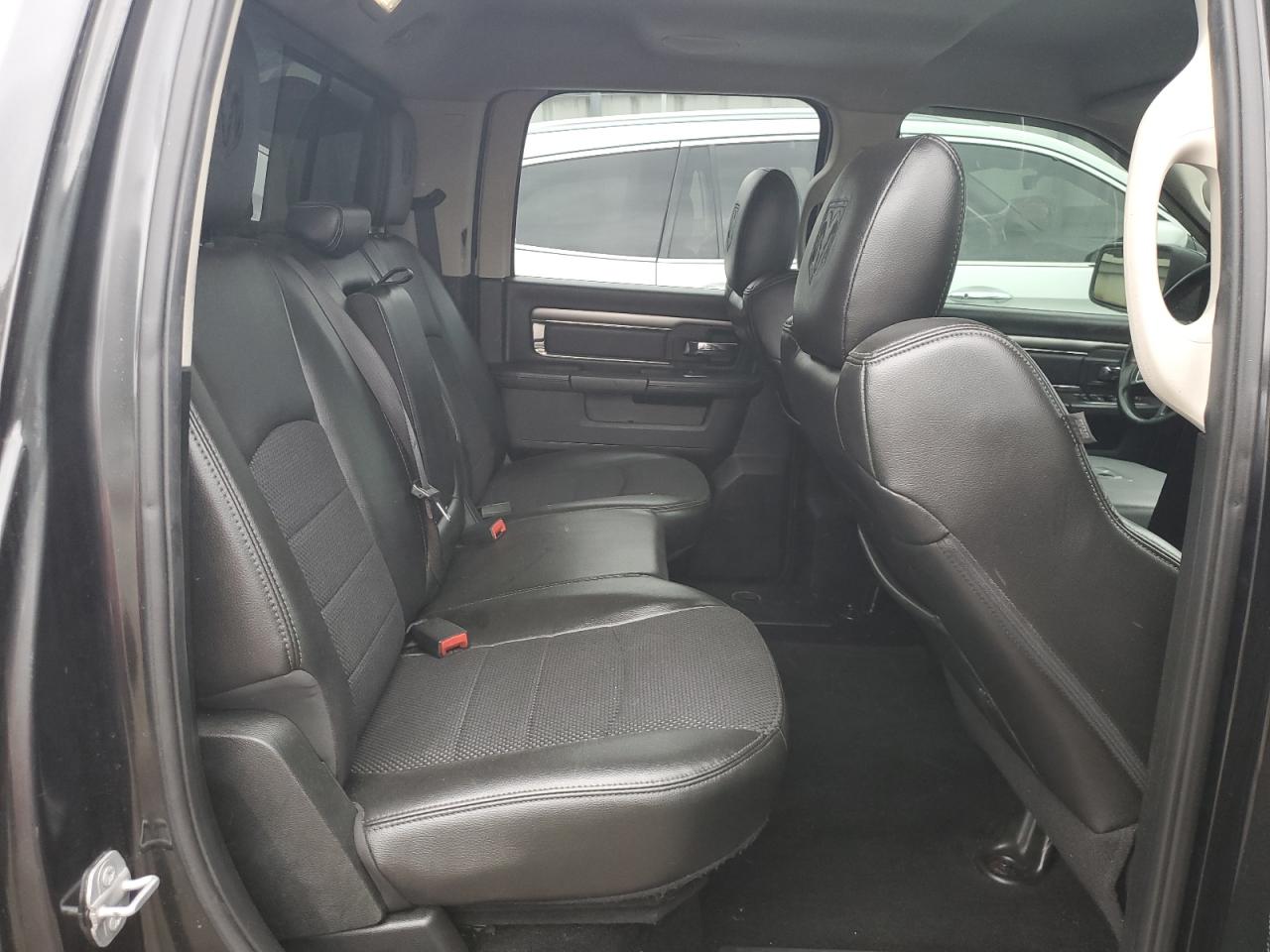 2016 Ram 1500 Sport VIN: 1C6RR6MT9GS383236 Lot: 84814465