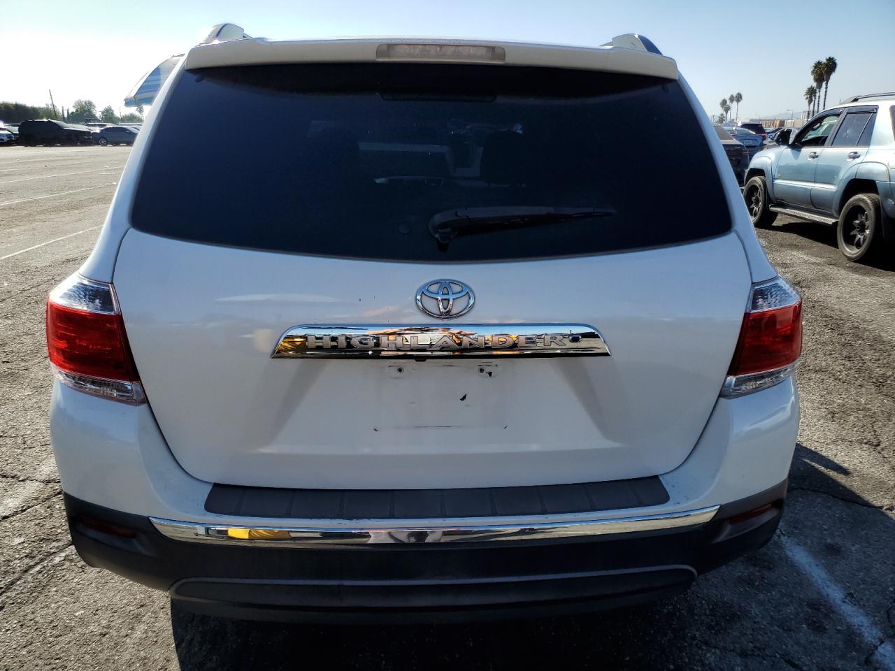 2013 Toyota Highlander Base VIN: 5TDZK3EH4DS094730 Lot: 82295815