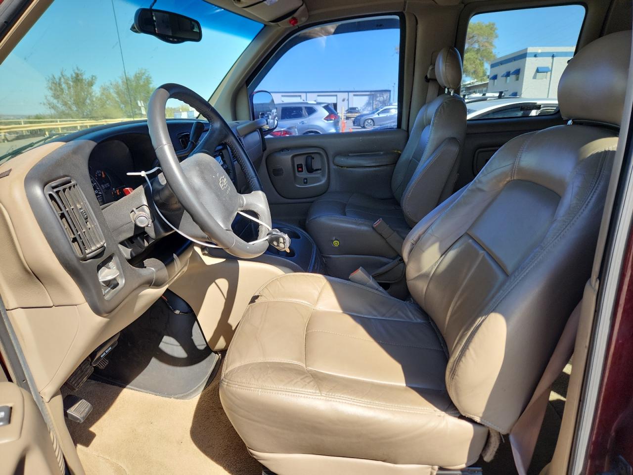 2001 Chevrolet Express G1500 VIN: 1GNFG65R611184668 Lot: 85186085