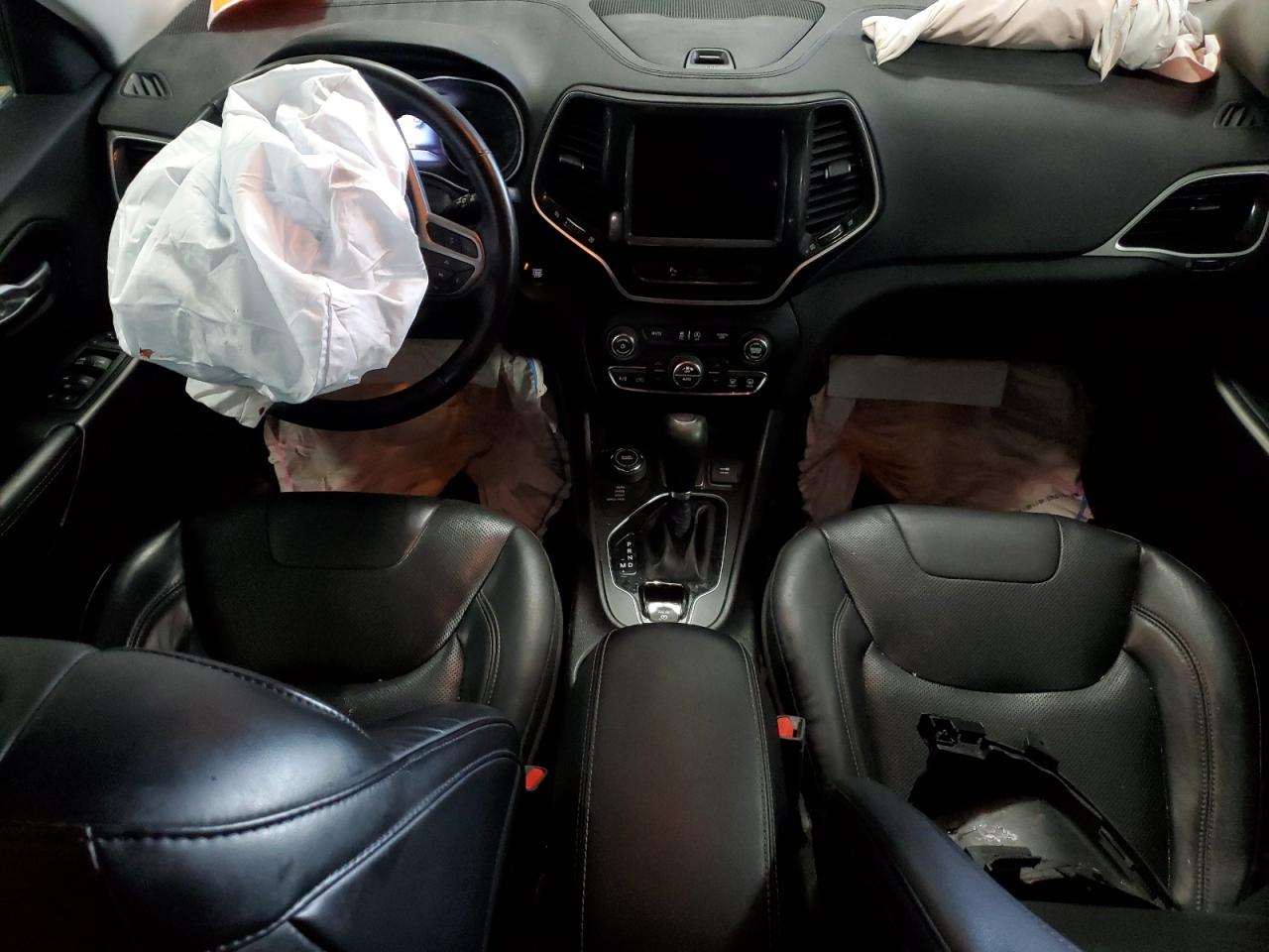 2019 Jeep Cherokee Limited VIN: 1C4PJMDX4KD237824 Lot: 85725635