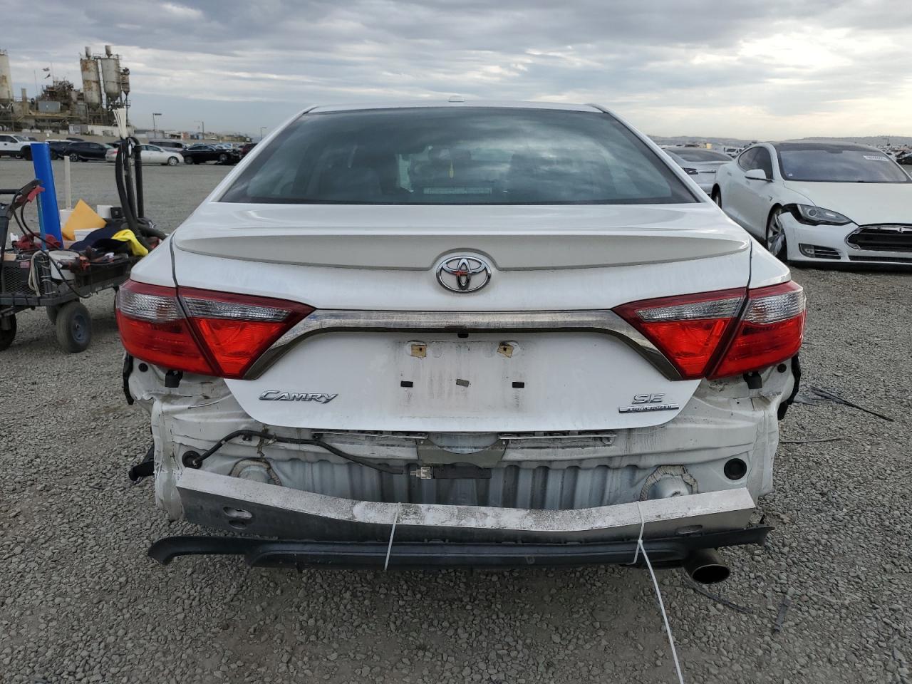 2016 Toyota Camry Le VIN: 4T1BF1FK0GU189513 Lot: 86122335