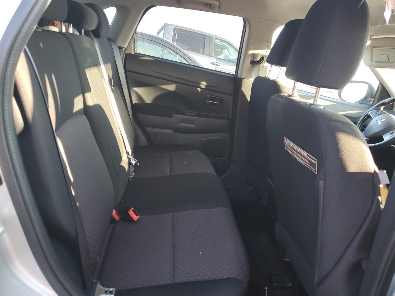 2018 Mitsubishi Outlander Sport Es VIN: JA4AR3AU3JZ029562 Lot: 86549705