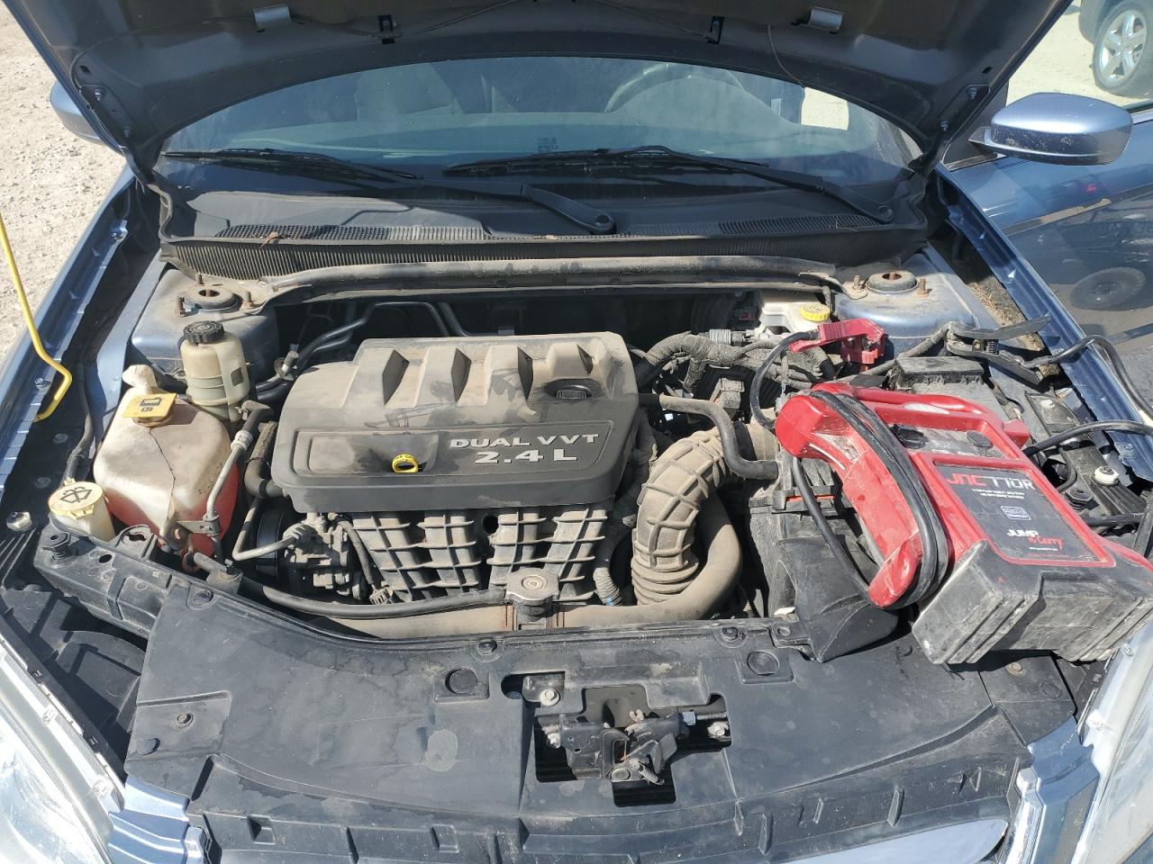 2011 Chrysler 200 Touring VIN: 1C3BC1FB6BN555530 Lot: 82239025