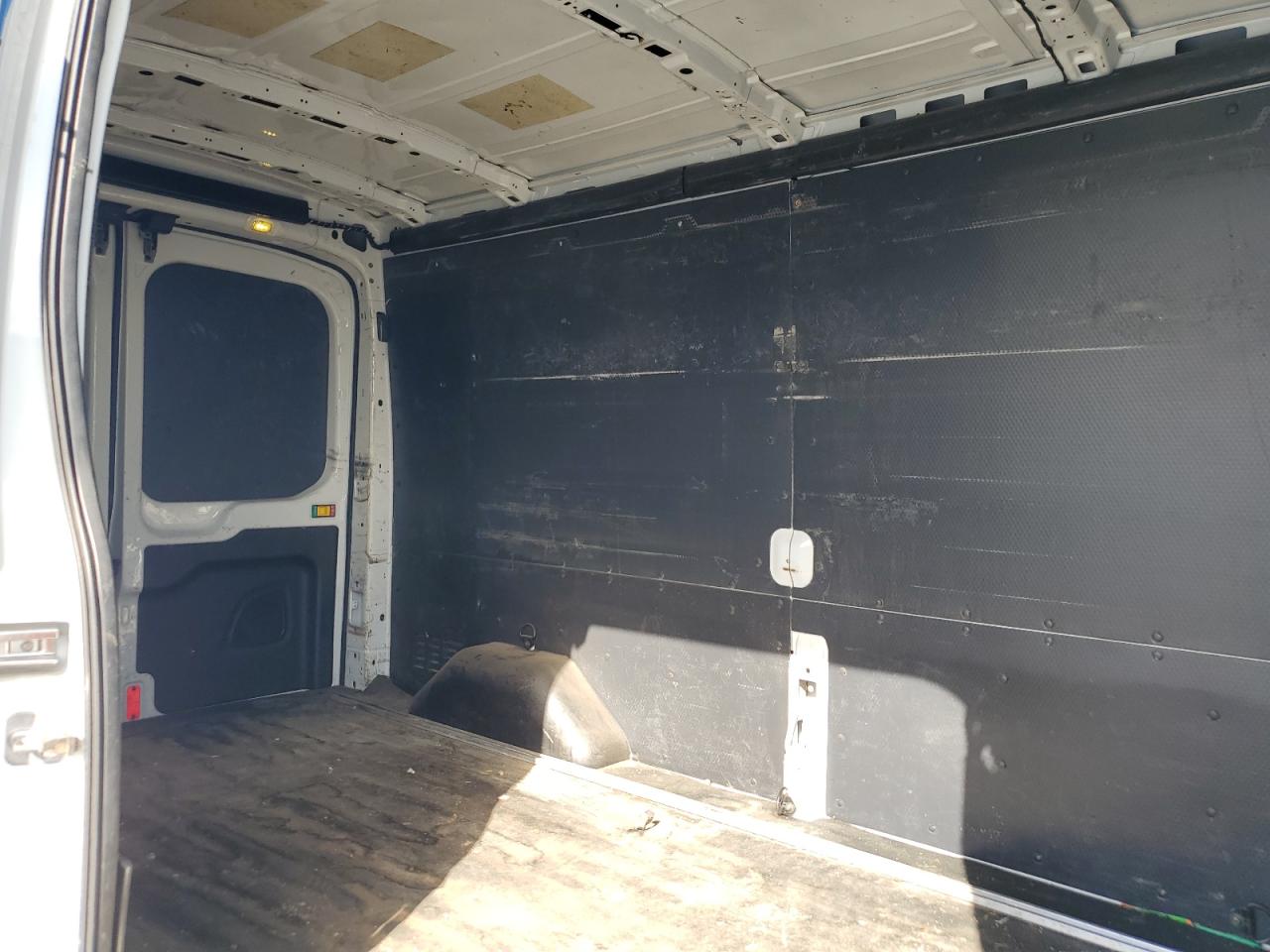 2017 Ford Transit T-250 VIN: 1FTYR2CG1HKB27482 Lot: 81994765