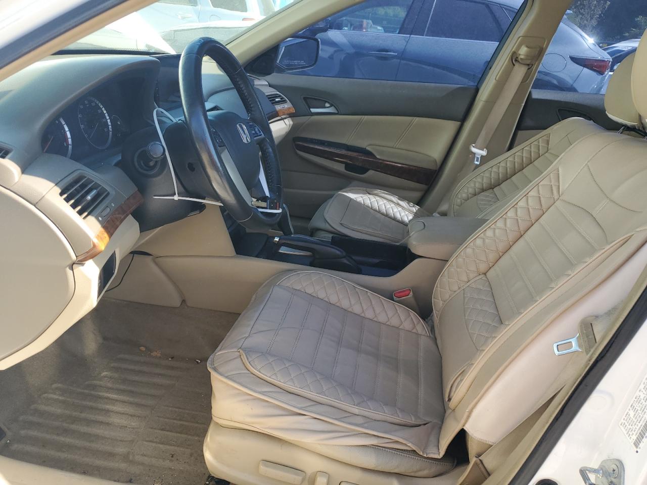 2009 Honda Accord Exl VIN: 1HGCP26849A112147 Lot: 84636095