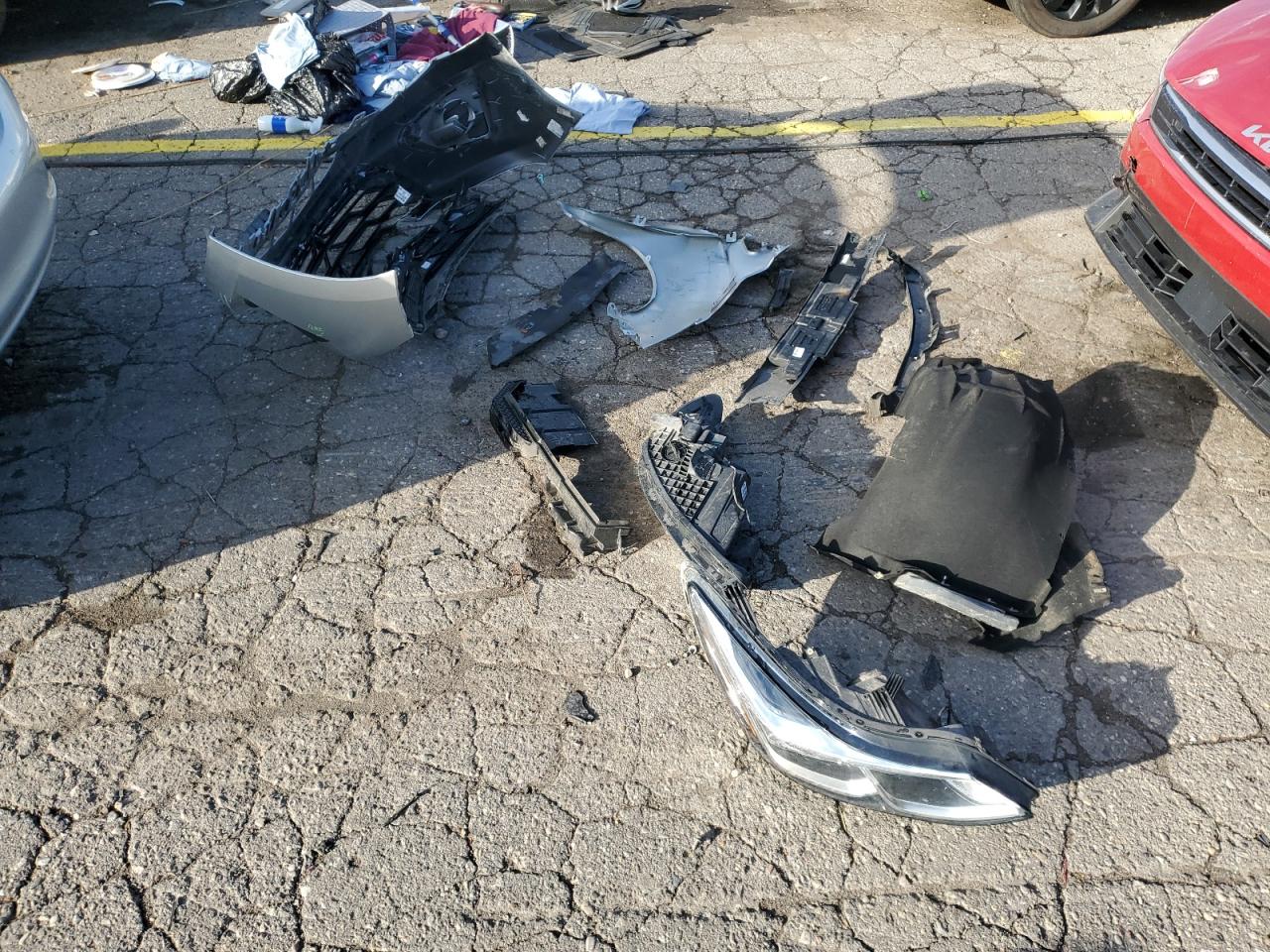 2019 Chevrolet Cruze Ls VIN: 1G1BC5SM8K7151670 Lot: 84480595