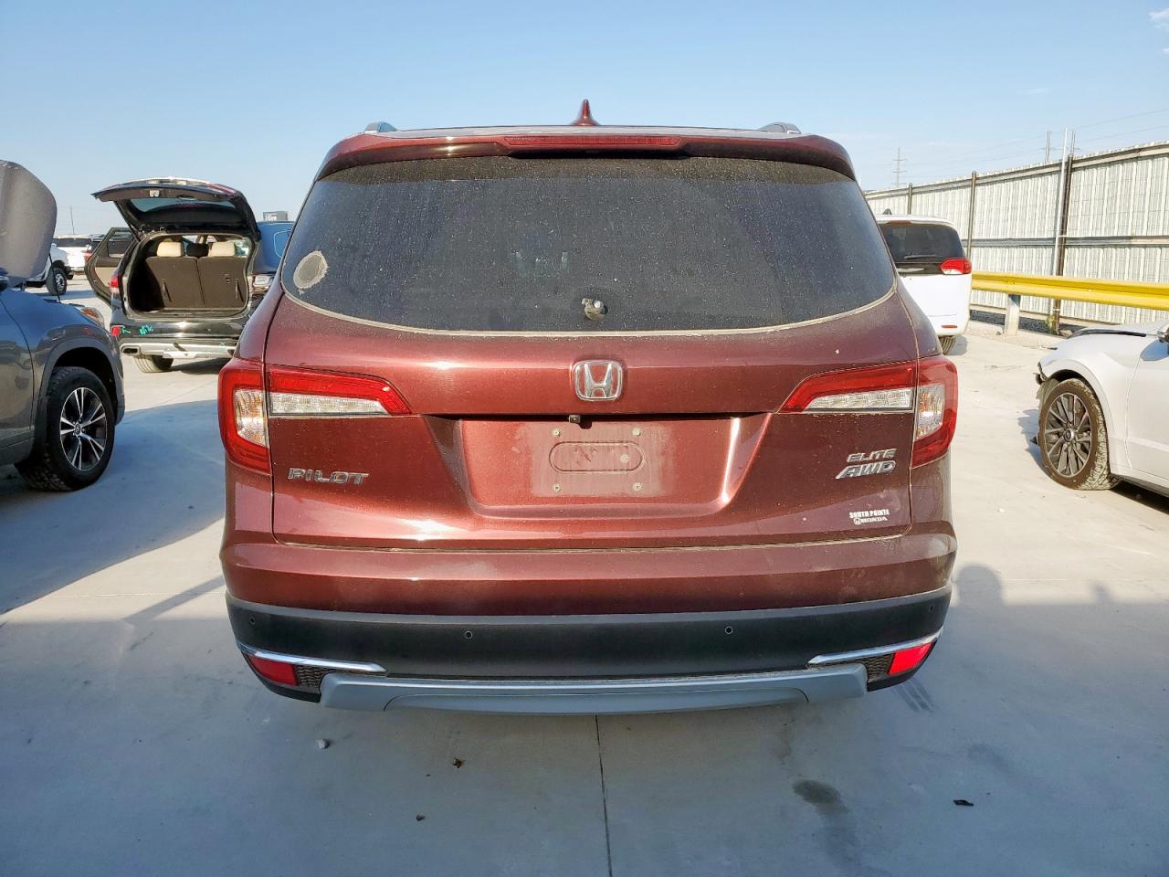 2019 Honda Pilot Elite VIN: 5FNYF6H0XKB012895 Lot: 86055855