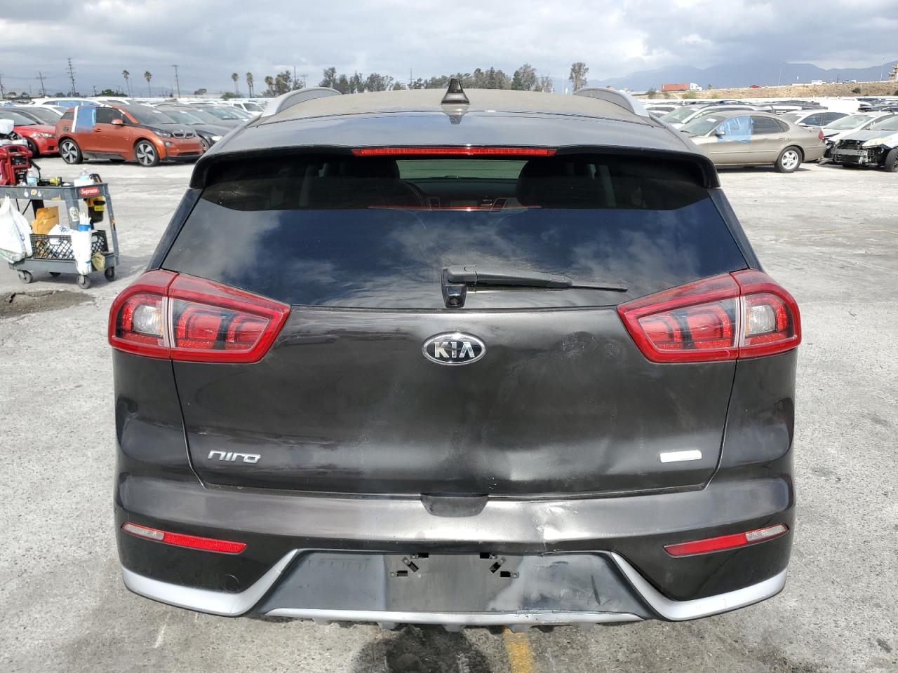 2017 Kia Niro Ex VIN: KNDCC3LC0H5053758 Lot: 82387925