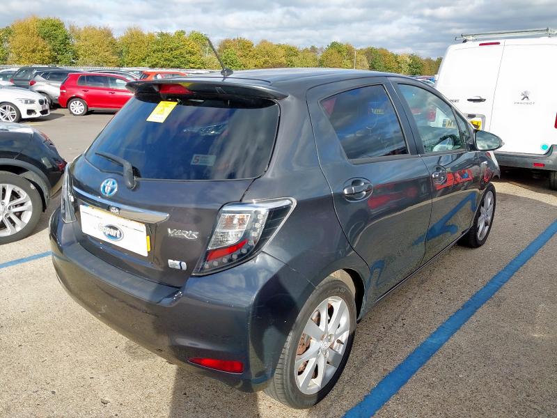 2013 TOYOTA YARIS T SPIRIT HYBRID CVT 