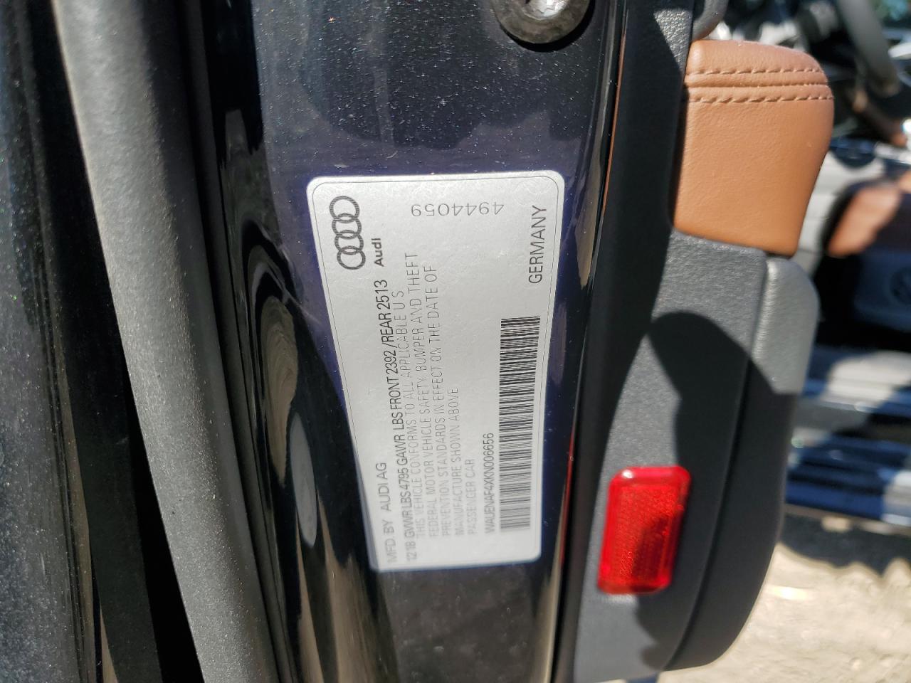 2019 Audi A4 Premium Plus VIN: WAUENAF4XKN006656 Lot: 82674625