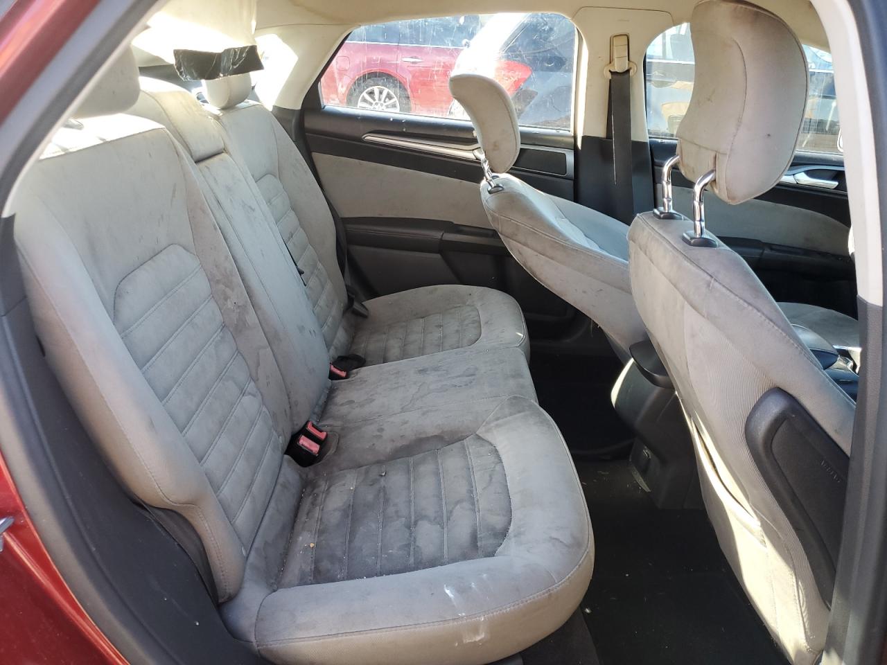 2014 Ford Fusion S VIN: 1FA6P0G76E5380454 Lot: 82585825