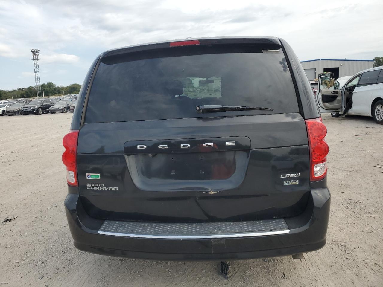 2013 Dodge Grand Caravan Crew VIN: 2C4RDGDG2DR700268 Lot: 85733885