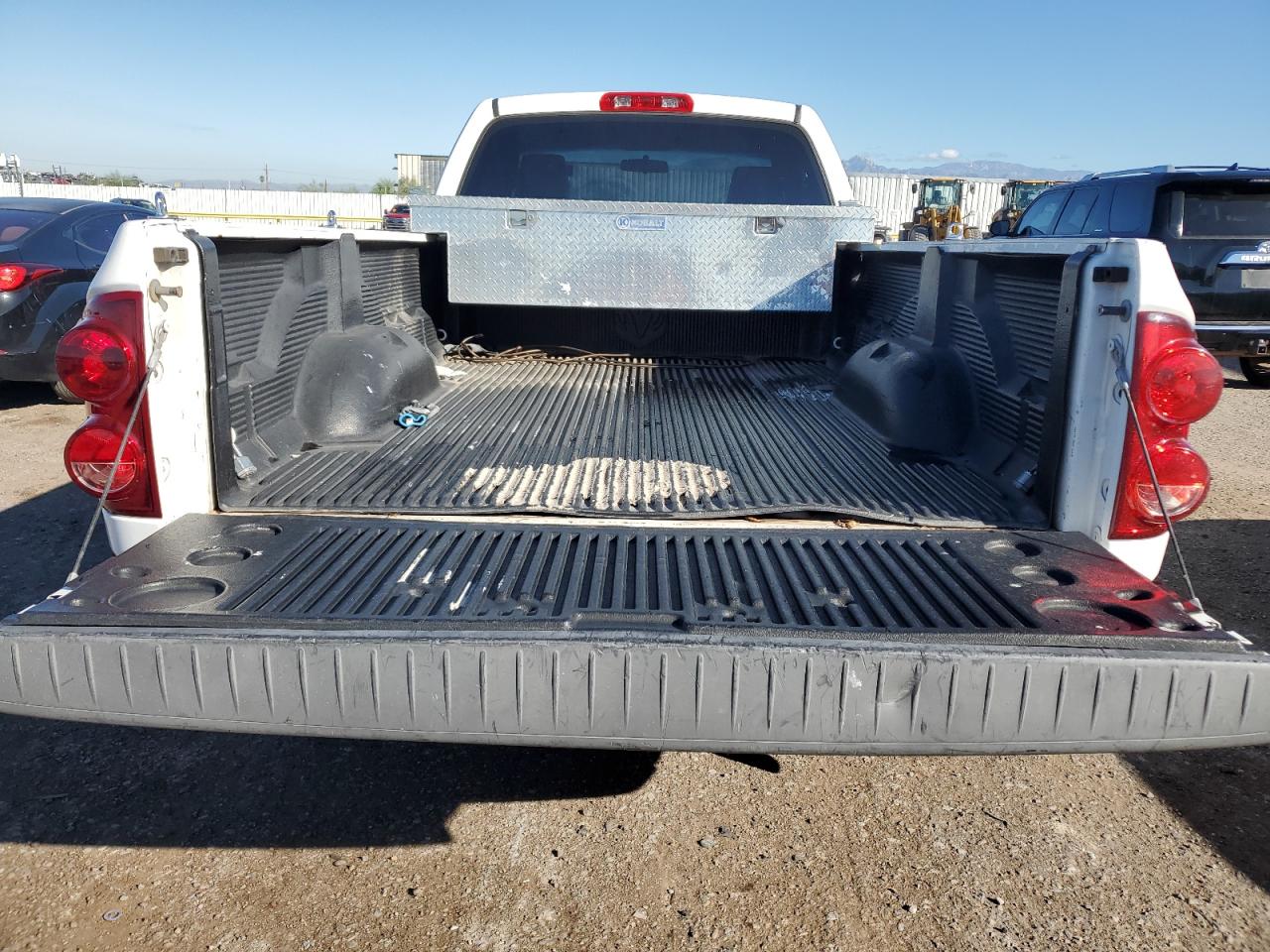 2007 Dodge Ram 1500 St VIN: 1D7HA16KX7J615843 Lot: 82535605