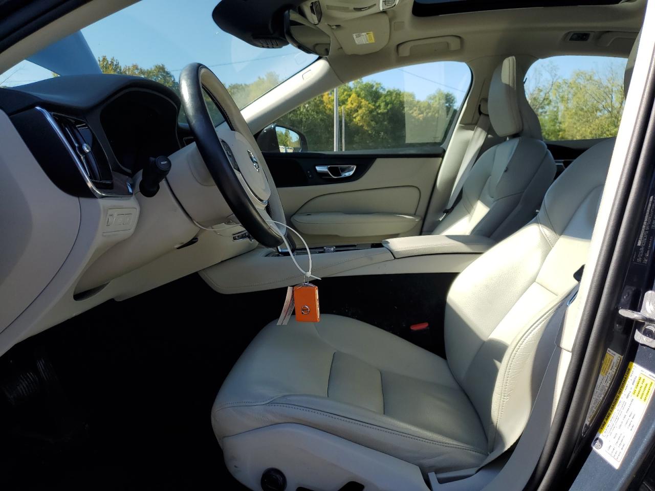 2022 Volvo S60 T8 Recharge R-Design Expression VIN: 7JRBR0FZ9NG161287 Lot: 85309315