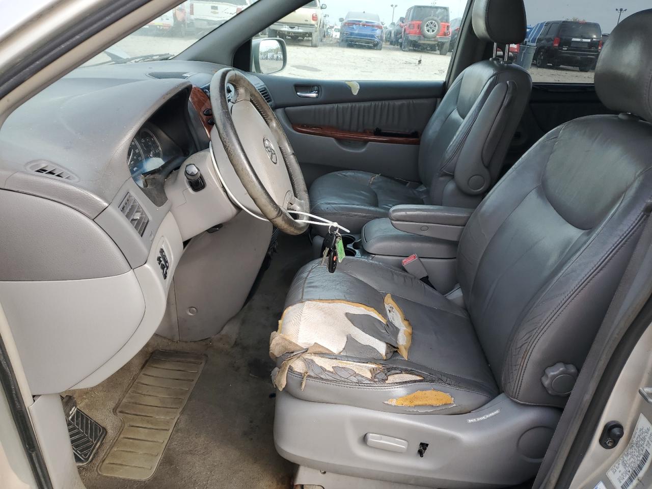 2004 Toyota Sienna Xle VIN: 5TDZA22C84S107159 Lot: 90580445