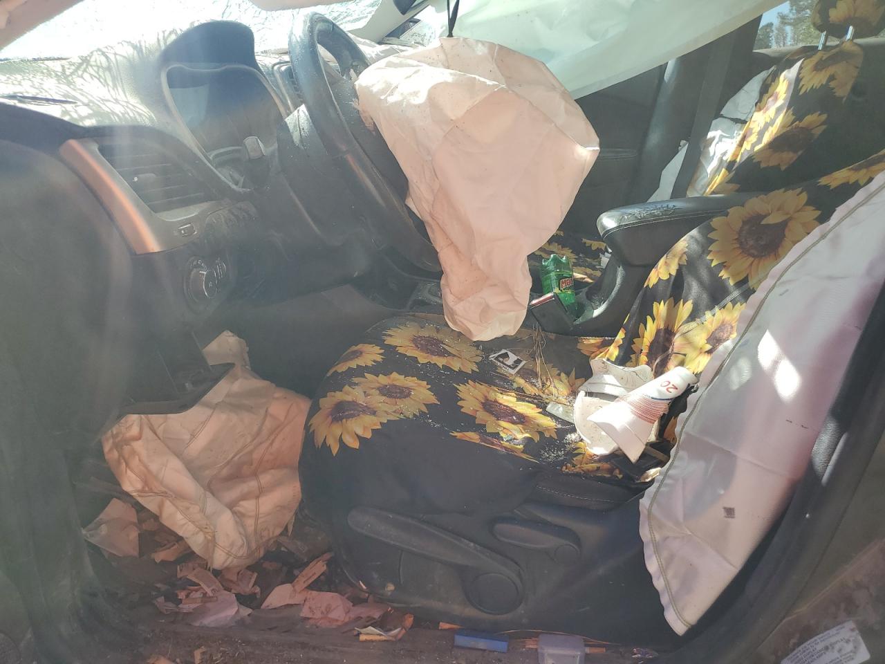 2015 Jeep Cherokee Latitude VIN: 1C4PJLCB5FW517536 Lot: 86863755