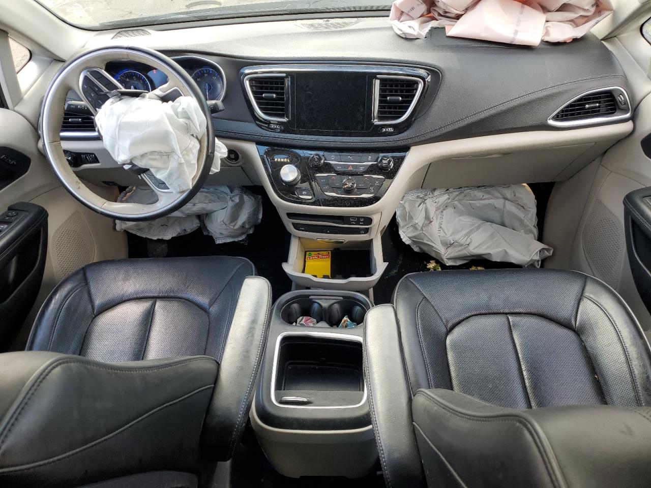 2020 Chrysler Pacifica Limited VIN: 2C4RC1GG6LR281688 Lot: 82743235