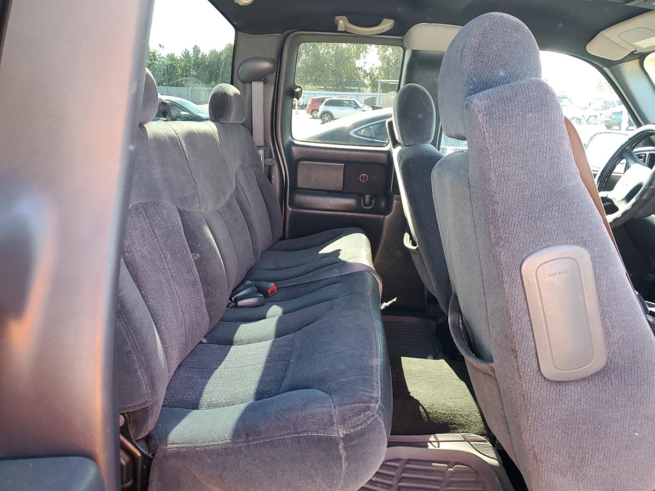 2001 Chevrolet Silverado C1500 VIN: 1GCEC19T11E104081 Lot: 87074655