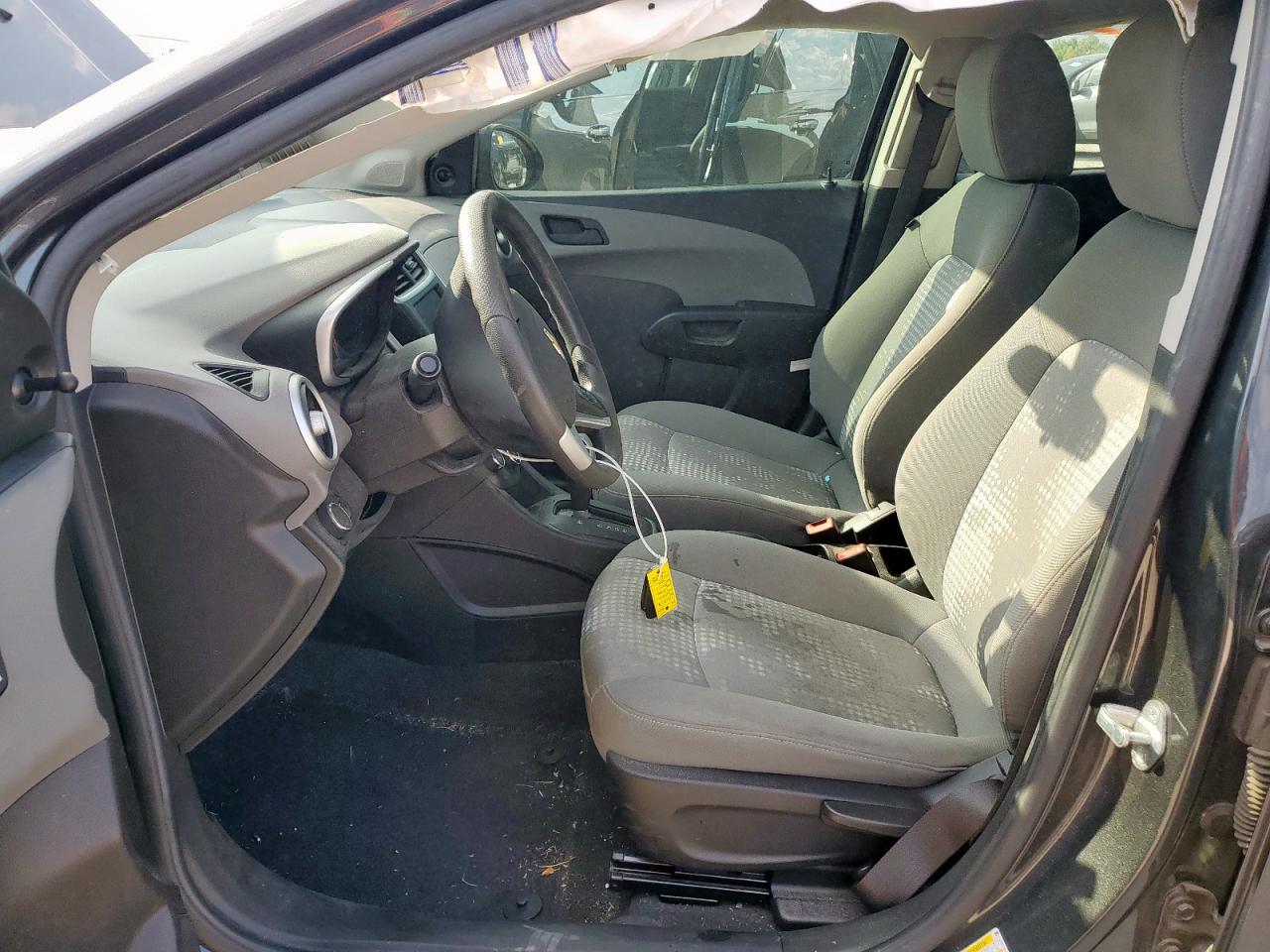 2020 Chevrolet Sonic Ls VIN: 1G1JB5SB2L4121578 Lot: 81923025