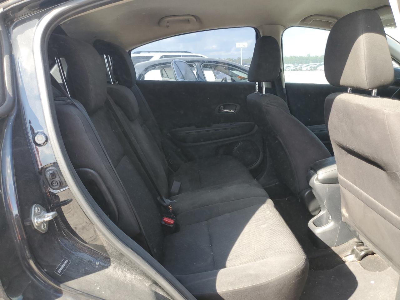 2016 Honda Hr-V Lx VIN: 3CZRU5H36GM725515 Lot: 82560545