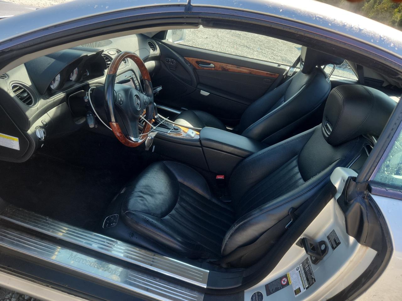 2009 Mercedes-Benz Sl 550 VIN: WDBSK71F89F143351 Lot: 86243925