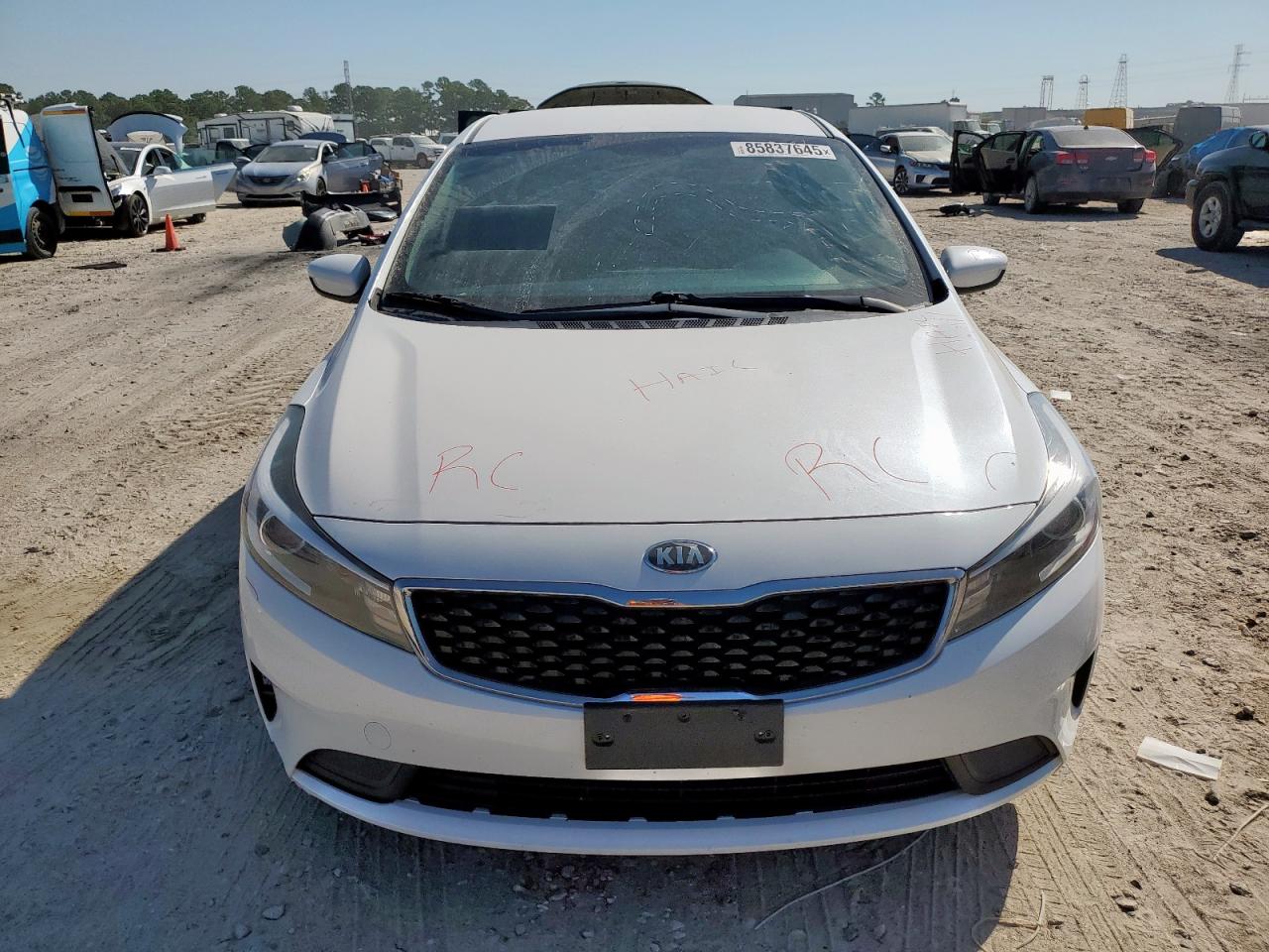 2018 Kia Forte Lx VIN: 3KPFL4A78JE200654 Lot: 85837645