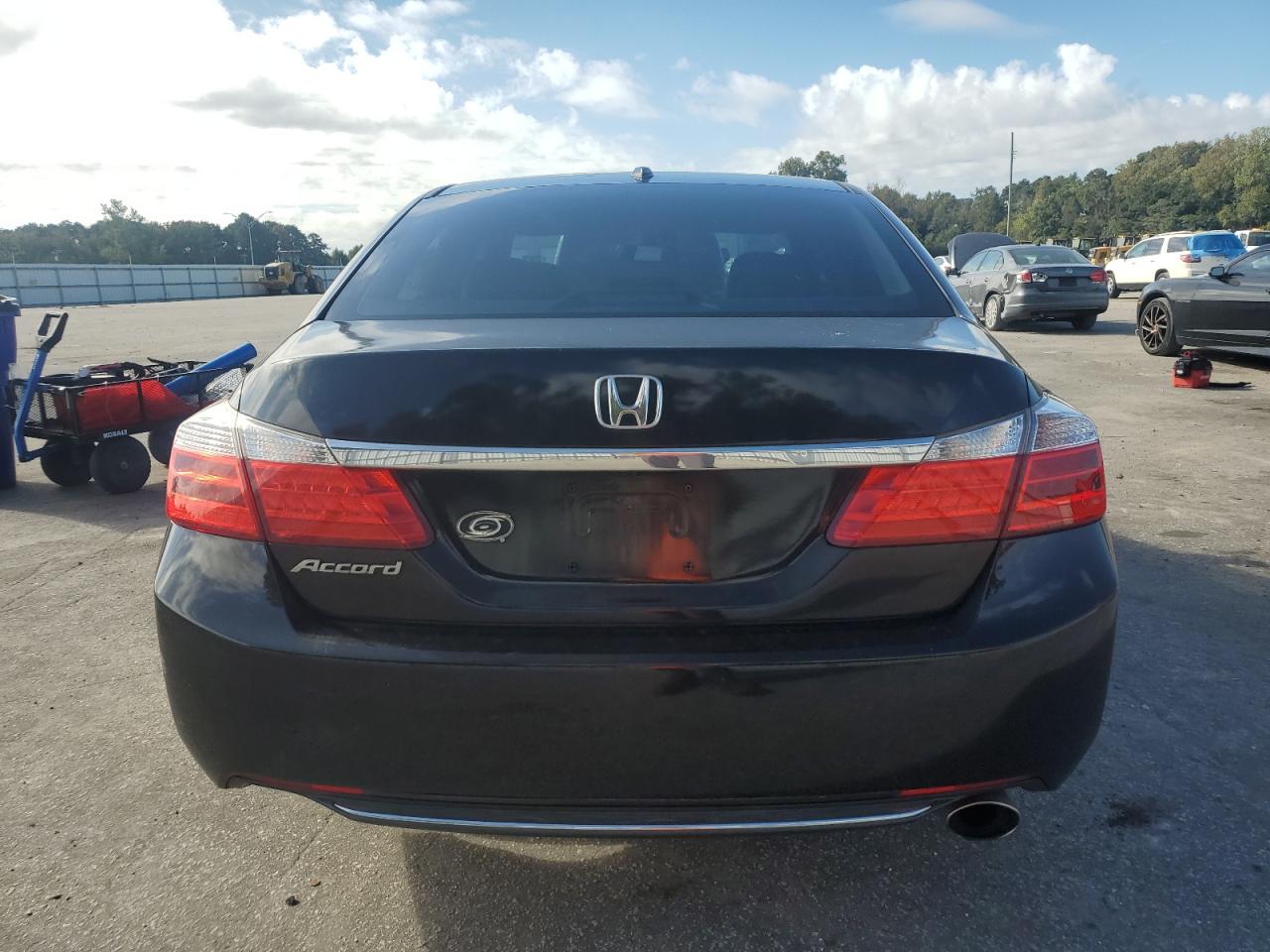 2015 Honda Accord Exl VIN: 1HGCR2F84FA150712 Lot: 82262055