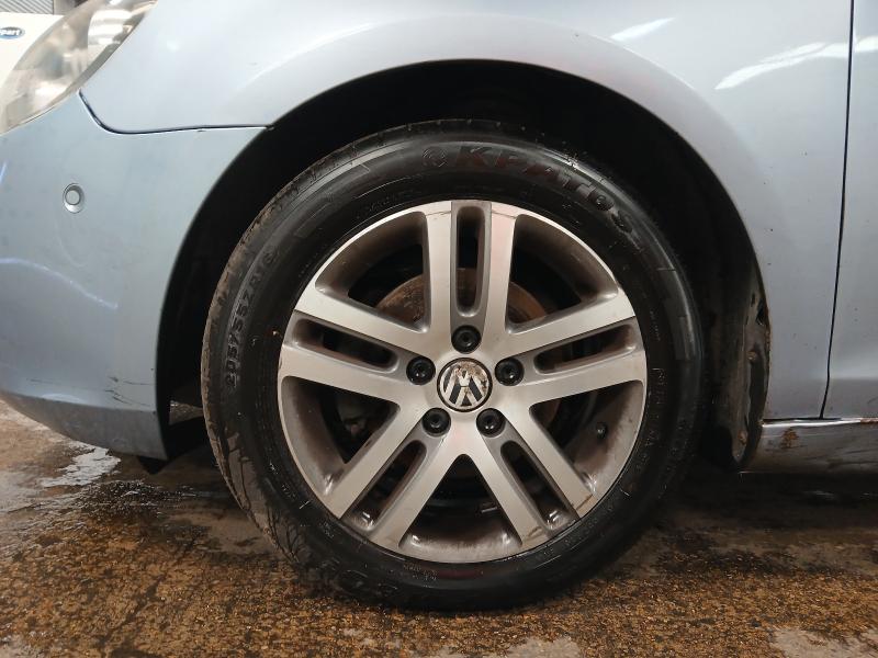 2009 VOLKSWAGEN GOLF 1.6 TDI 105 SE 3DR