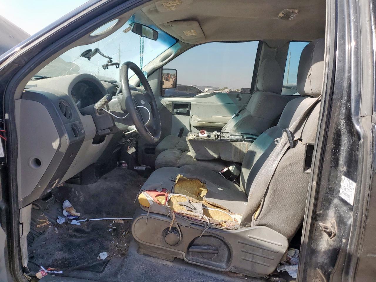 2004 Ford F150 VIN: 1FTRX12W64NB04995 Lot: 84972875