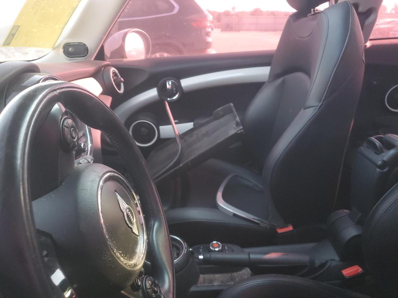 2017 Mini Cooper S VIN: WMWXP7C57H2A44765 Lot: 84923655