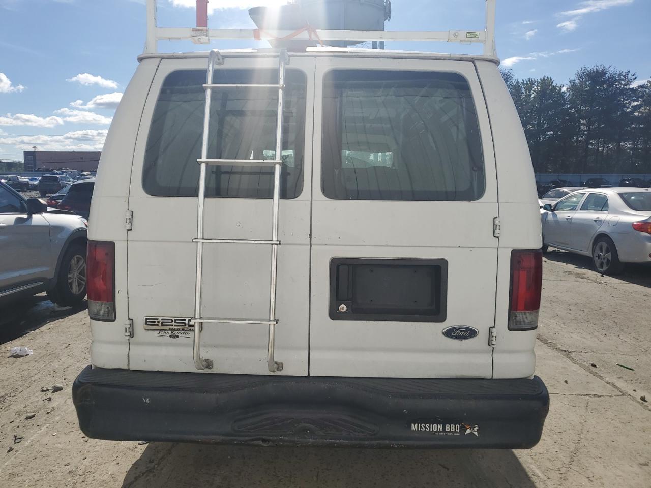 2008 Ford Econoline E250 Van VIN: 1FTNE24W08DA03700 Lot: 84913215