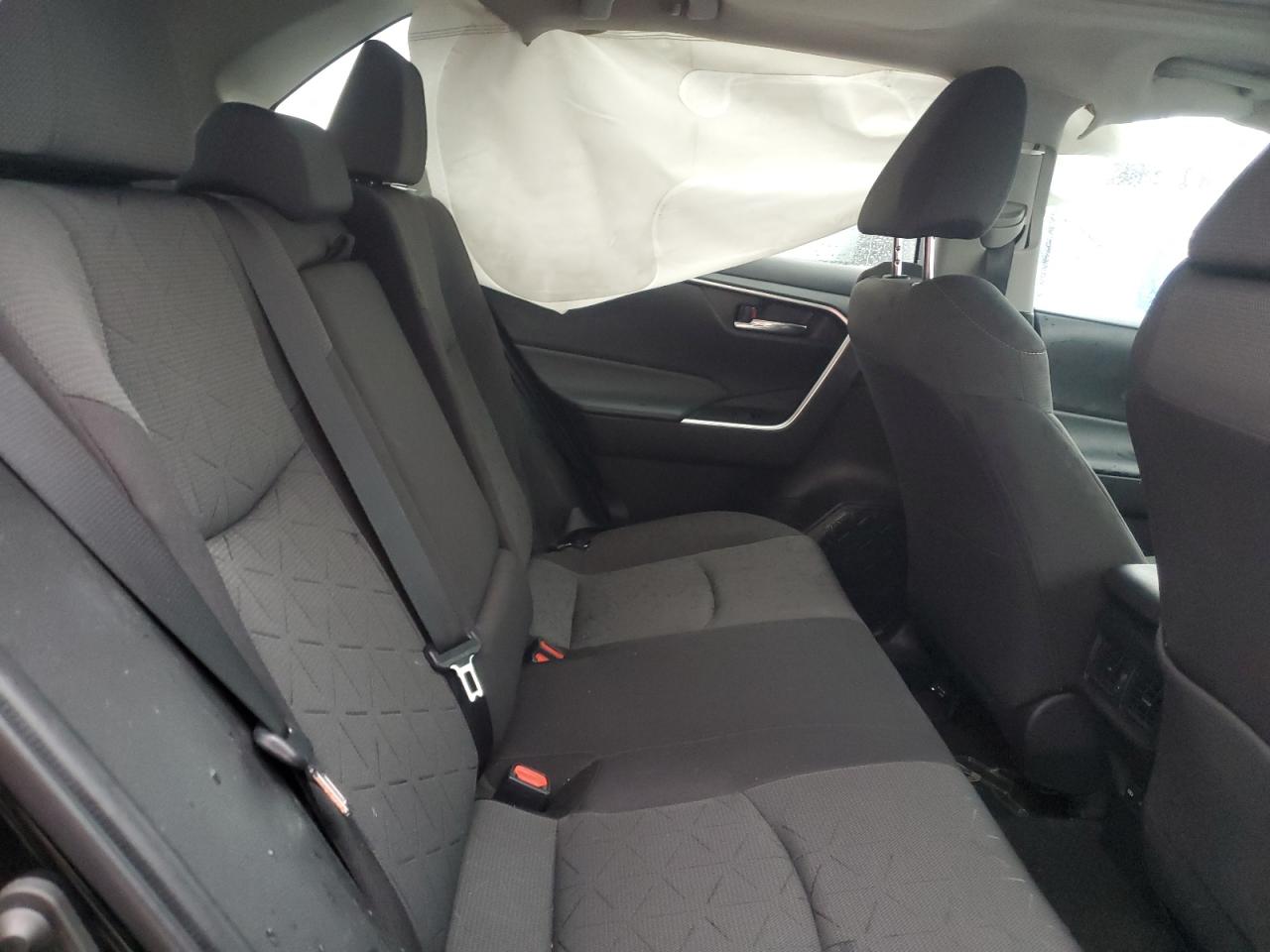 2022 Toyota Rav4 Xle VIN: 4T3RWRFV8NU060057 Lot: 85699895