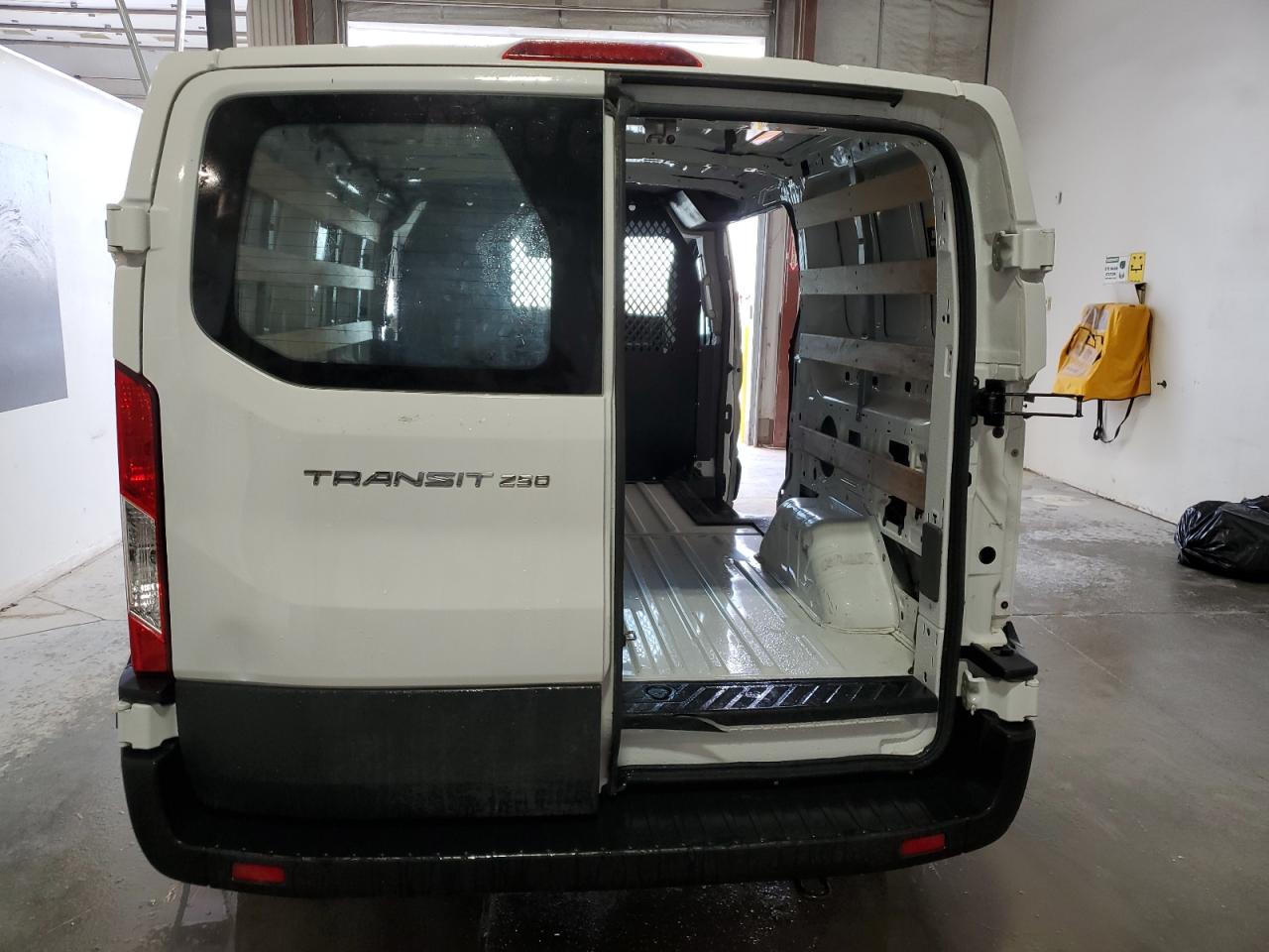 2024 Ford Transit T-250 VIN: 1FTBR1Y86RKA40535 Lot: 84649155