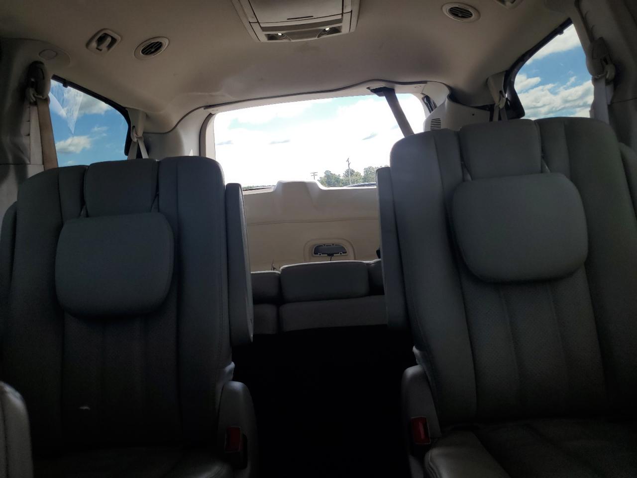 2015 Chrysler Town & Country Touring L VIN: 2C4RC1CG7FR727745 Lot: 86491655