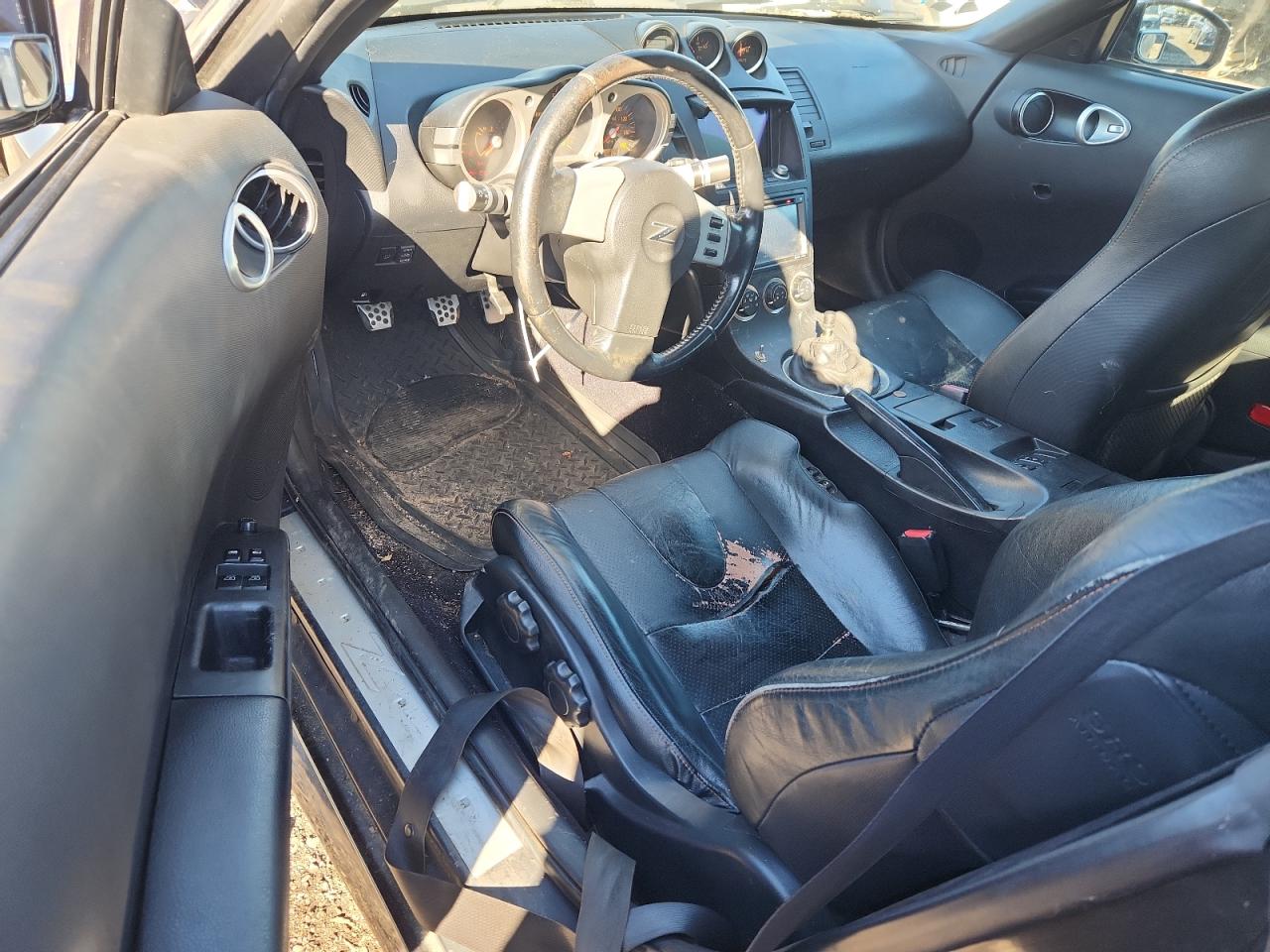 2005 Nissan 350Z Roadster VIN: JN1AZ36A75M751126 Lot: 82385105