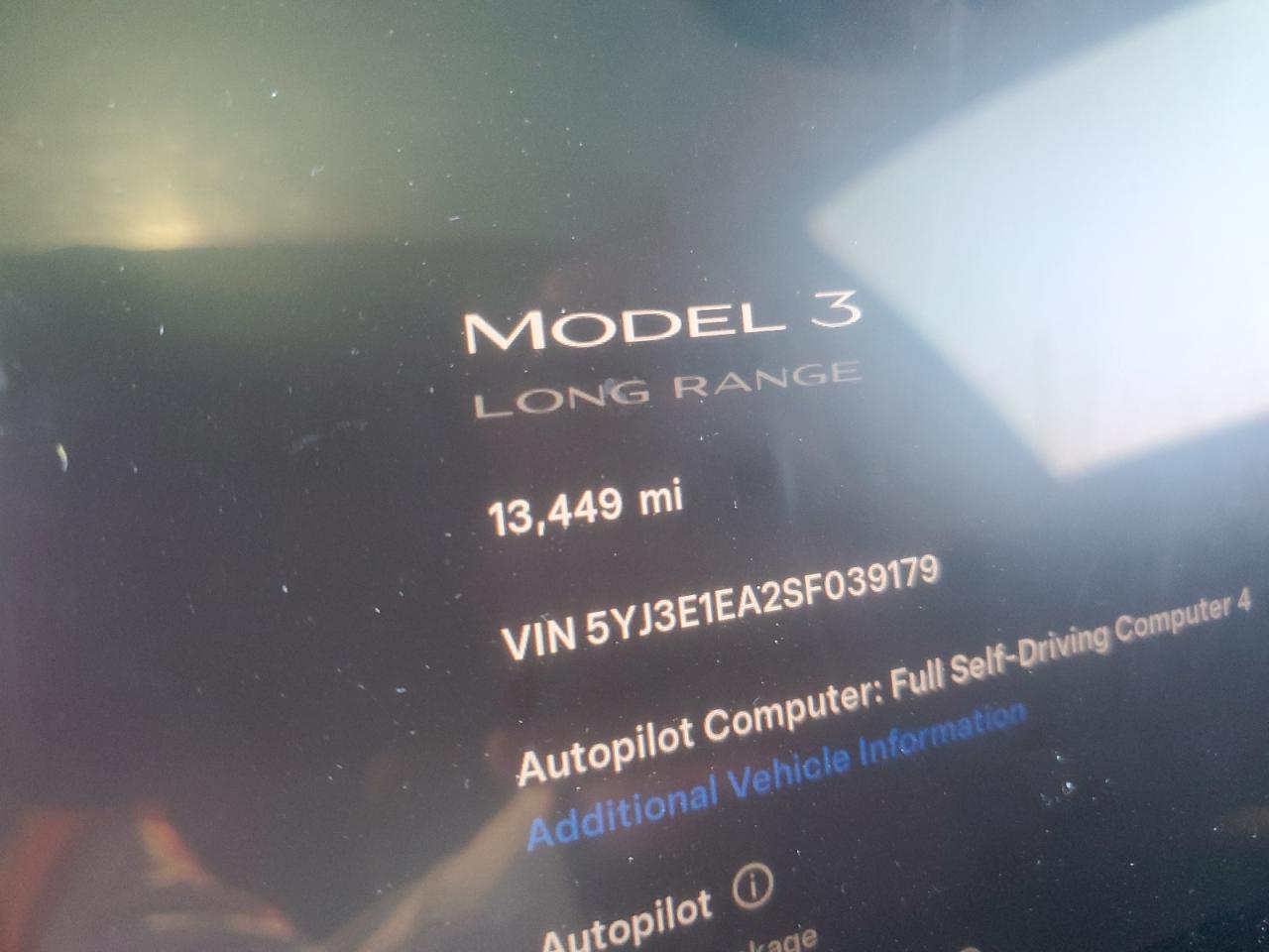 2025 Tesla Model 3 VIN: 5YJ3E1EA2SF039179 Lot: 89904545