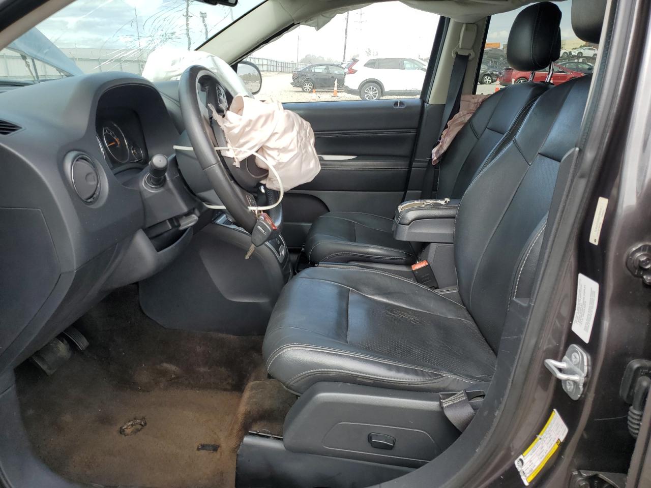 2014 Jeep Compass Latitude VIN: 1C4NJCEA0ED766932 Lot: 82282705