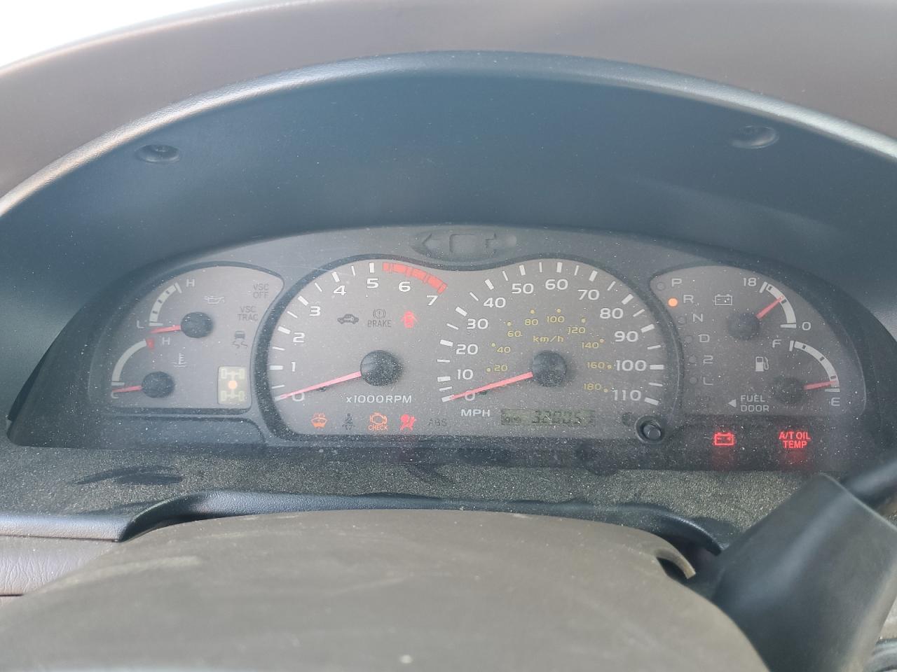 2002 Toyota Sequoia Limited VIN: 5TDBT48A02S098449 Lot: 85860915