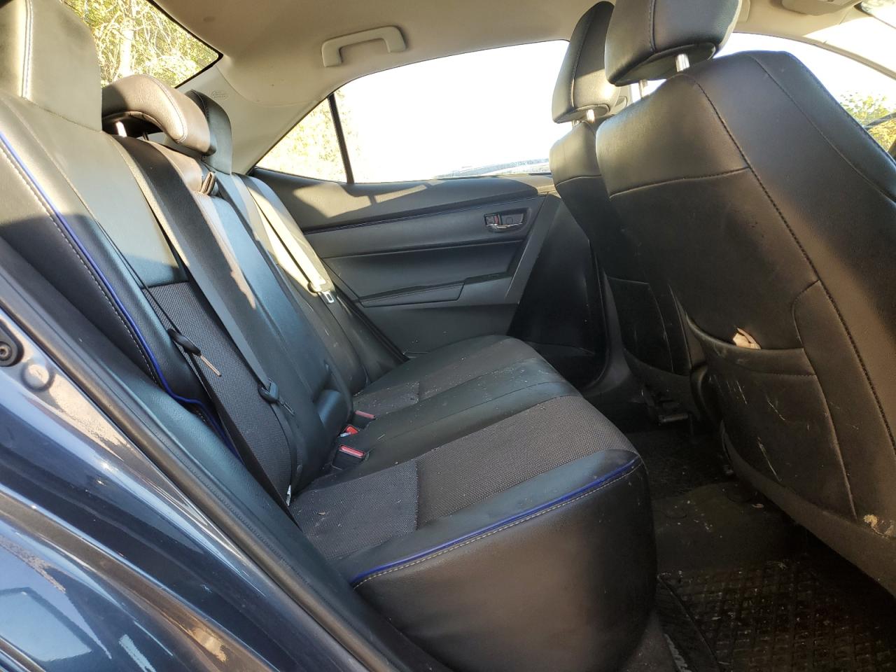 2019 Toyota Corolla L VIN: 2T1BURHE2KC214224 Lot: 85822775